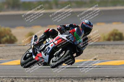 media/Oct-08-2022-SoCal Trackdays (Sat) [[1fc3beec89]]/Turn 14 (1050am)/